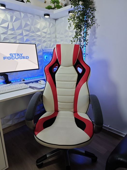 Професионален Геймърски Стол – White & Red Edition – Ергономичен“
