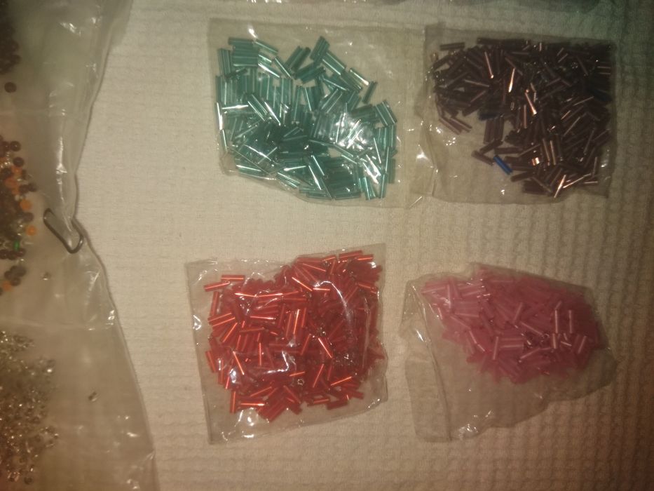 Бисер для вышивания.