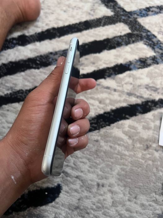 iphone xr 64gb yomkis 74