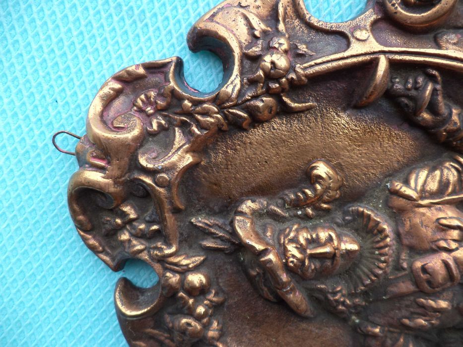 Aplica ornament panoplie veche metal vand - schimb