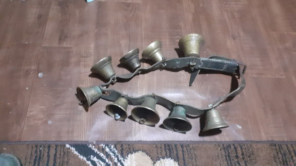 Vând centură de clopote