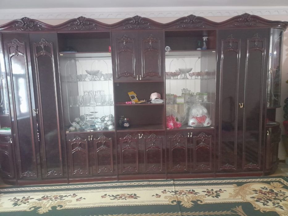 Mexmonxona uchun mebel stenka garnitur yangi upakofkadan ochilmagan