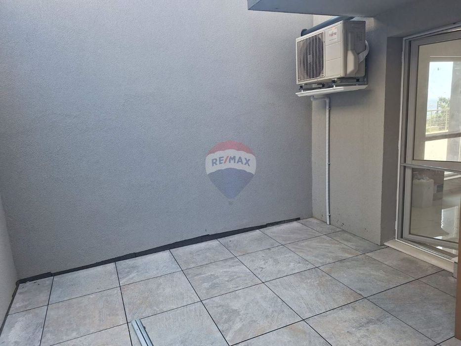 Дава се под наем Двустаен апартамент в Варна, м-т Пчелина - 91 кв.м за 561 € - Снимка #9