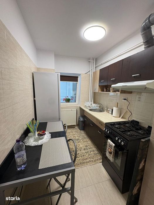1 cam 33 mp zona garii et2/8 mob si utilat complet  totul nou 380 euro