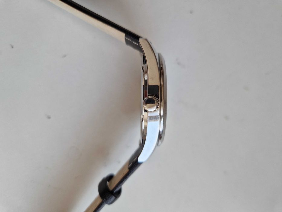 LORUS by Seiko, quartz mov`t, Epson S 11 0 - Japan!