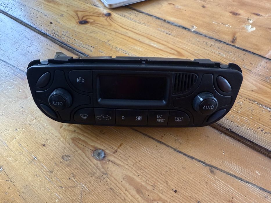 Дигитално управление климатик Мерцедес Ц класа W203 Mercedes