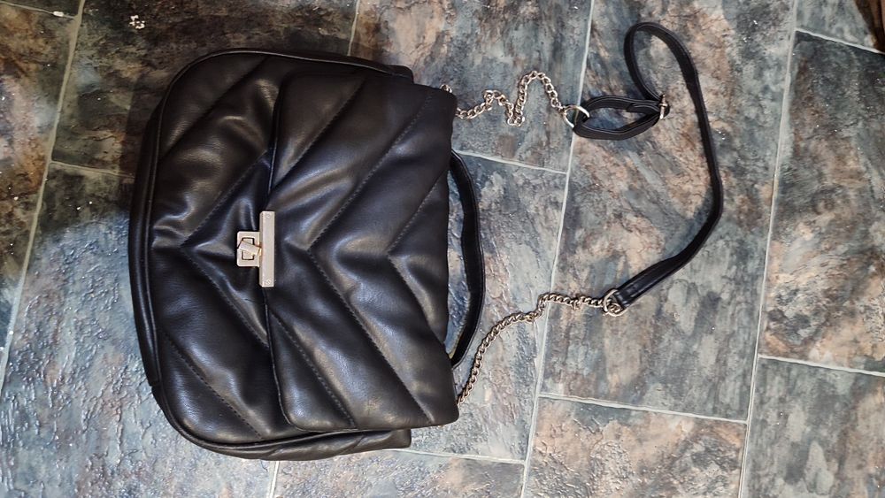 Продам ноые сумки по 1000