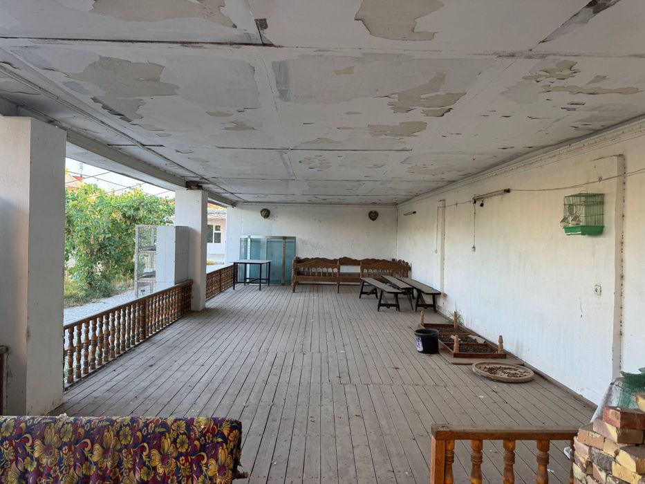 20 sotuk jer satiladi,katej quriwga zor variant.