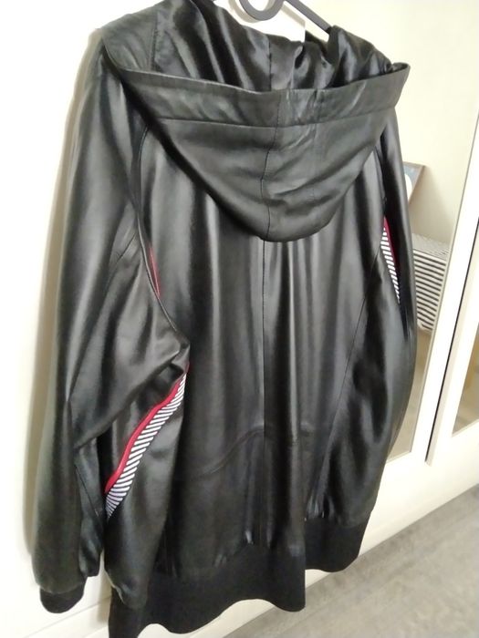 Женская кожаная куртка