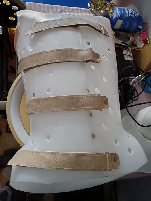 Corset  orteză cheneau