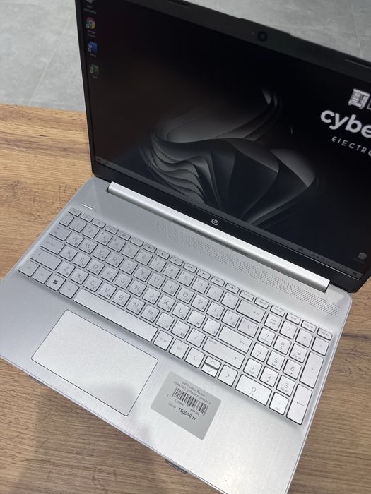 Ноутбук HP Pavilion 15