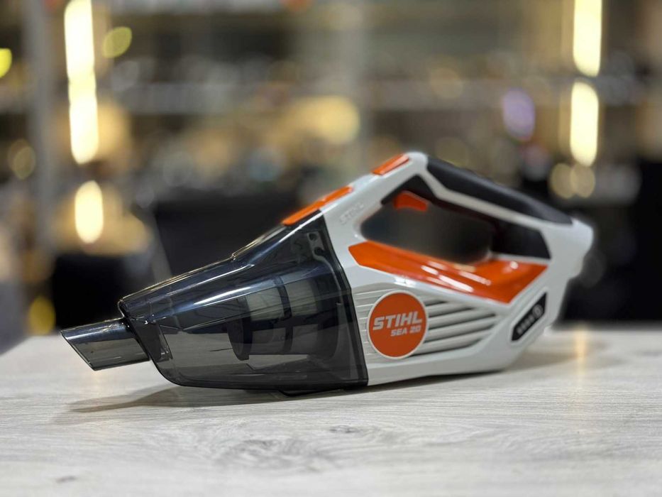 Акумулаторна прахосмукачка STIHL SEA 20 със зарядно (без батерия)