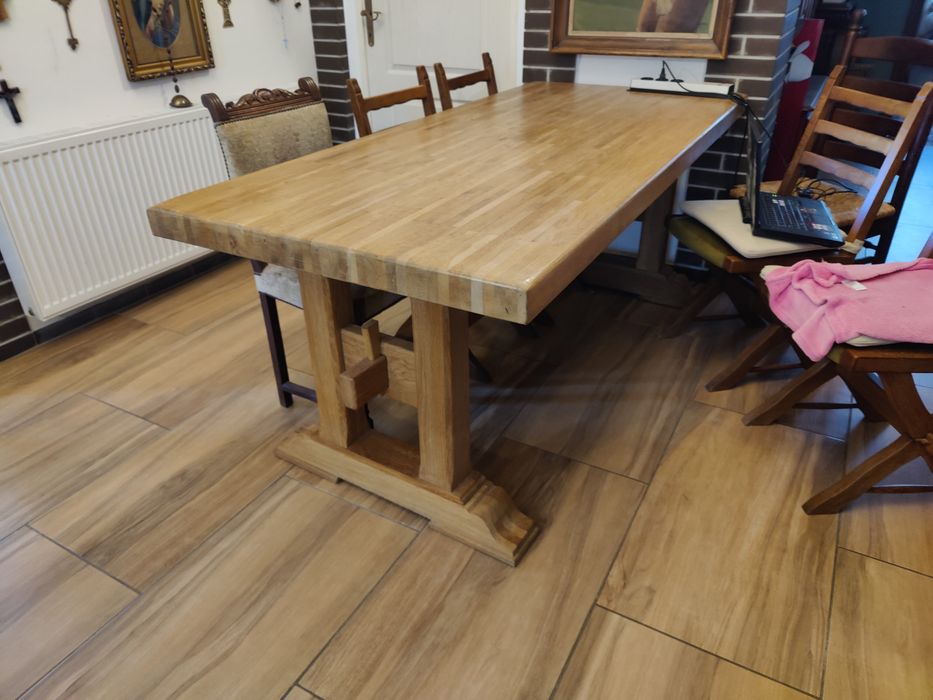 Masă din lemn de stejar masiv 200 x 90 cm