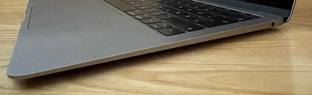 MacBook Air 2019  A1932