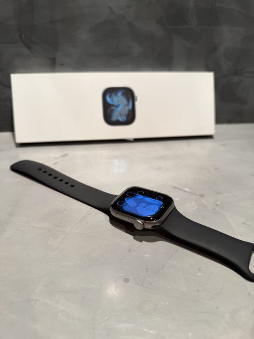 100% батерия! КАТО ЧИСТО НОВ Apple Watch 11 42 mm GPS Space Gray