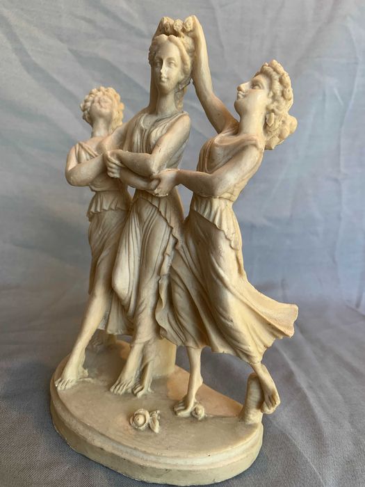 стара Трите грации - Статуетка