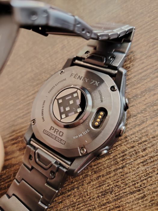 Garmin Fenix 7x pro sapphire solar