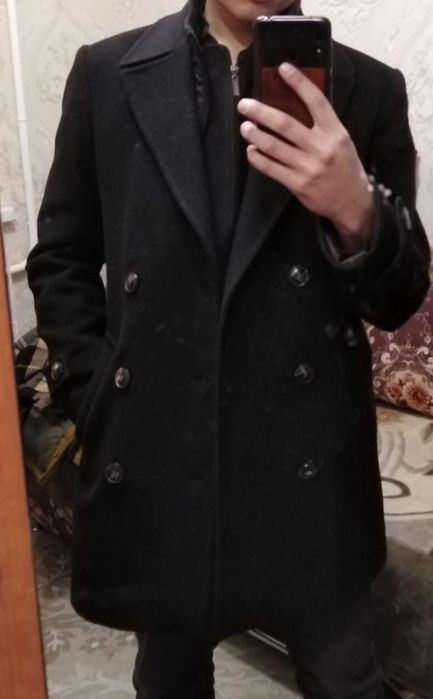 Пальто продам черный
