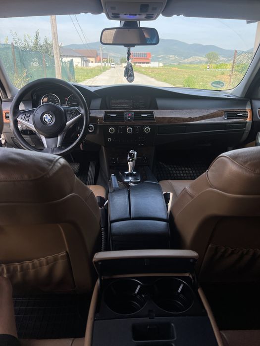 Vand sau schimb cu touareg!