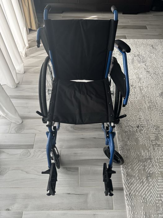 Vand carut persoane cu dizabilitati!!