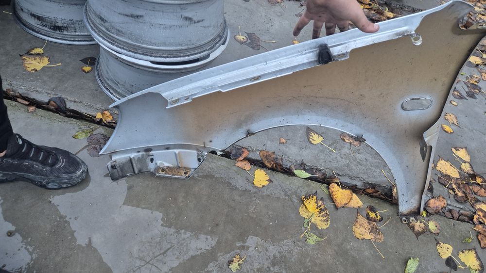 Оригинален ДЕСЕН калник за Поло 2002- 2005г