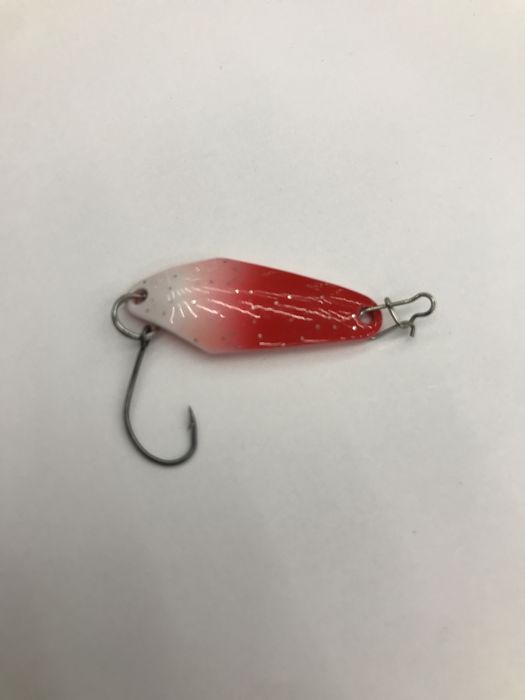 Блесна на форель 2.5г