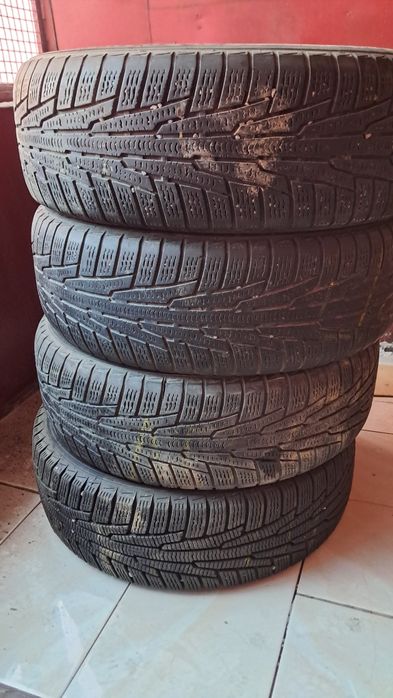 Продам зимние шины