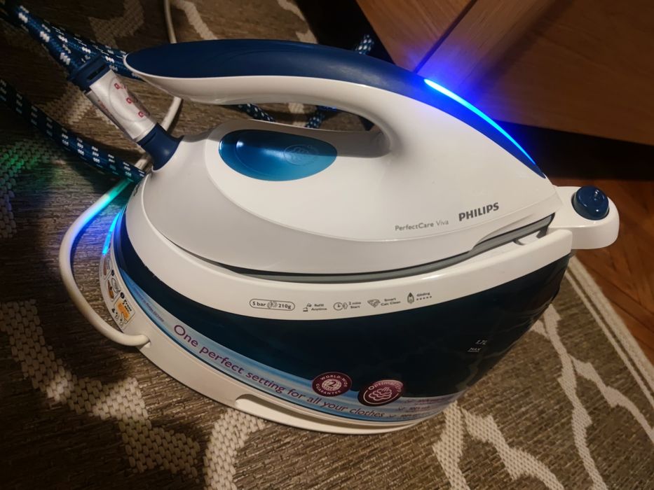 Stație de călcat Philips PerfectCare Viva – o singură utilizare, ca nouă, stare excelentă, funcție auto-curatare