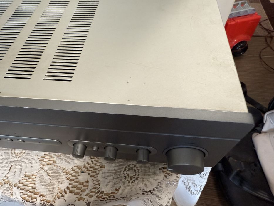 Nad C-352 Качествен стерео усилвател