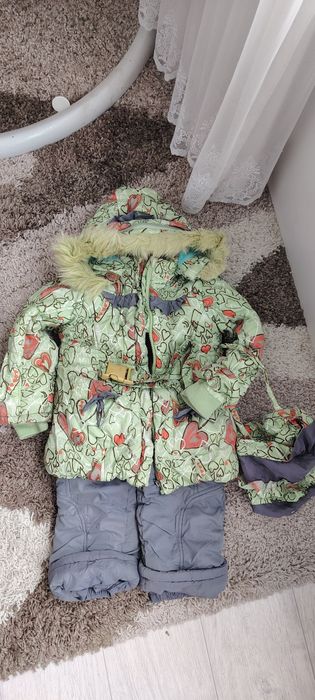 Зимний комбинезон на девочку