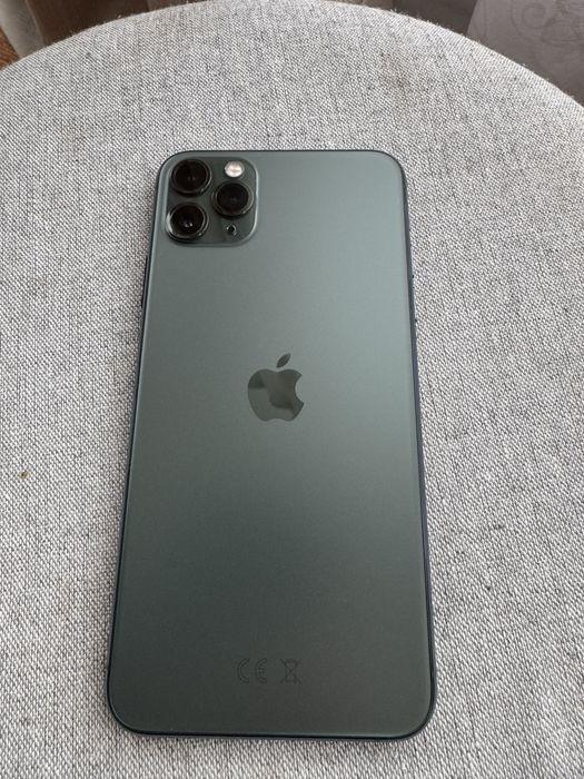 iPhone 11 Pro Max, 64GB, Midnight Green