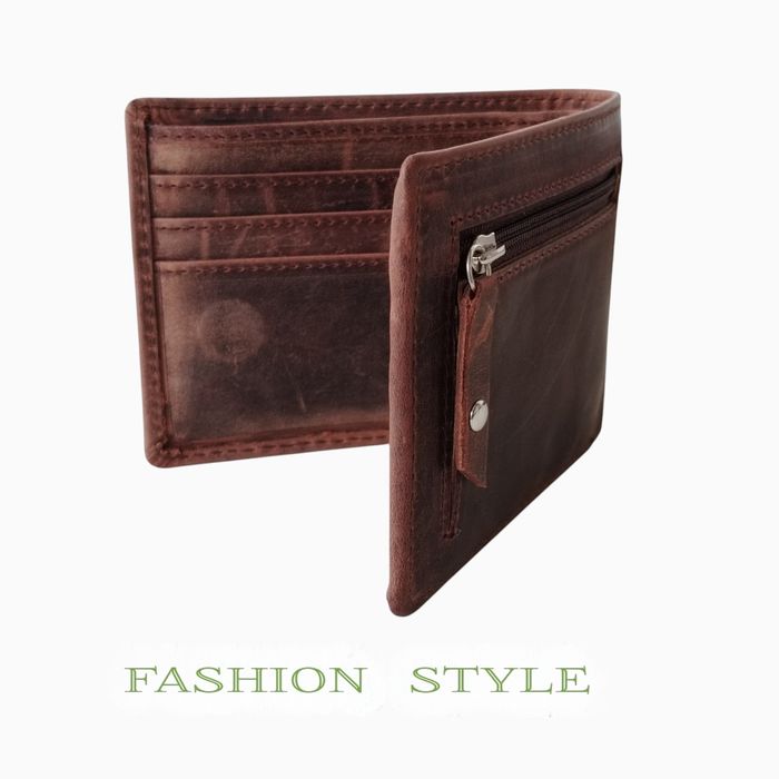 Мъжки портфейл от естествена кожа с щипка за пари