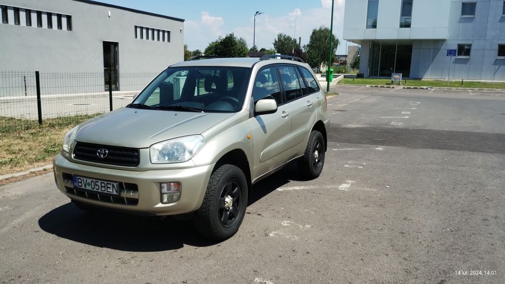 Toyota RAV4 an fabricație 2001