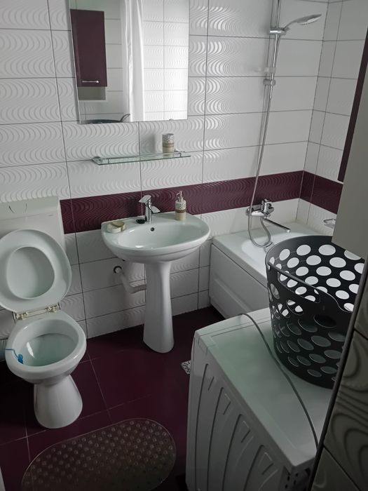 Apartament doua camere  de închiriat