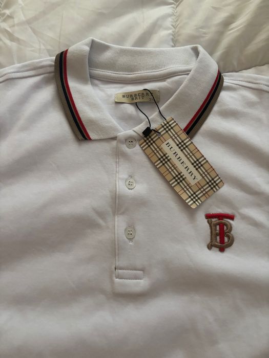 Тениска BURBERRY Нова