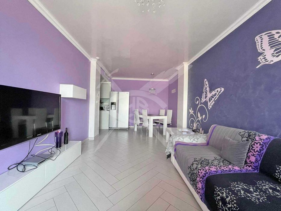 Продава се Тристаен апартамент в к.к. Елените - 100 кв.м за 1056 €/кв.м - Снимка #1