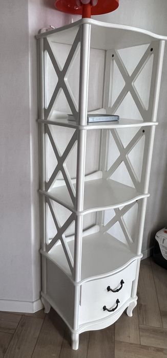 Стеллаж деревянный