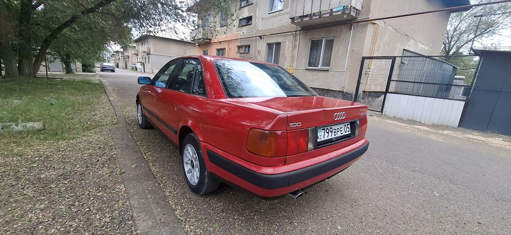 Продам Ауди  100 с4