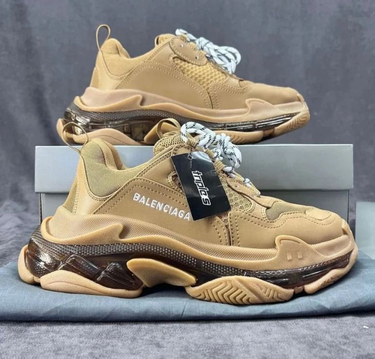 Balenciaga Triple S Clear Sole "Camel"
