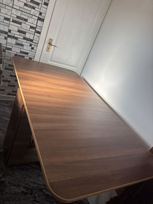 vând masă extensibilă