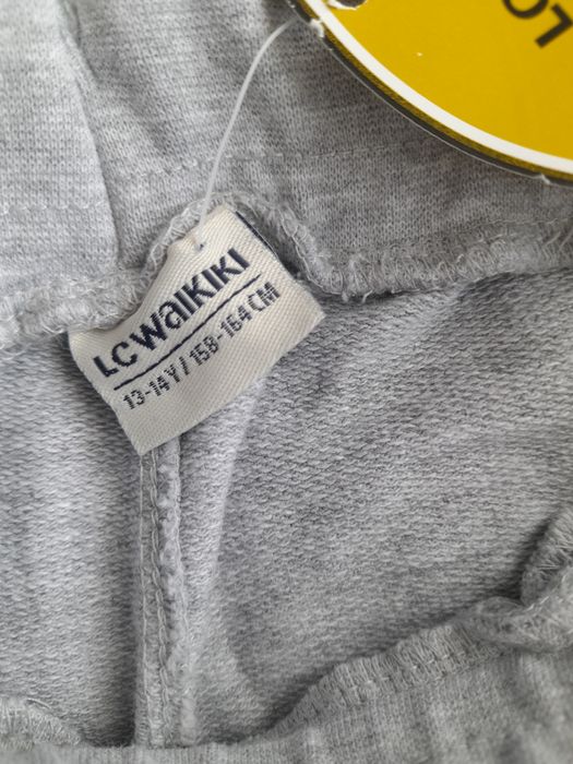 Чисто ново долнище WAIKIKI ръст 164см