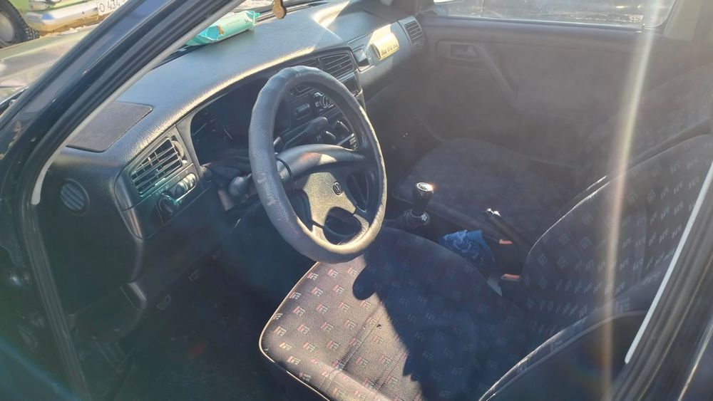 Продам Golf 3 1.8