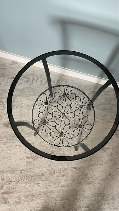 столик IKEA klingsbo