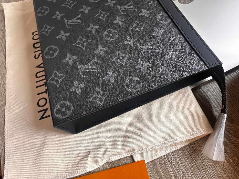Borseta Louis Vuitton pouch Pochette Voyage MM