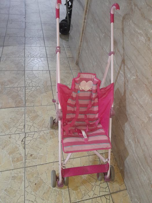 Летняя коляска для девочки