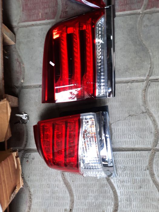 Фанар задний на Lexus 570