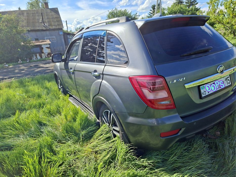 Продам, кроссовер Lifan X60