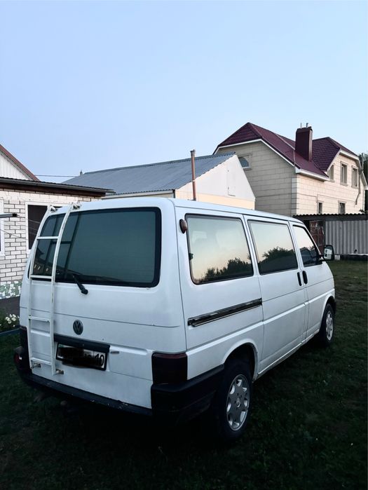 Продам Volkswagen Caravelle T4