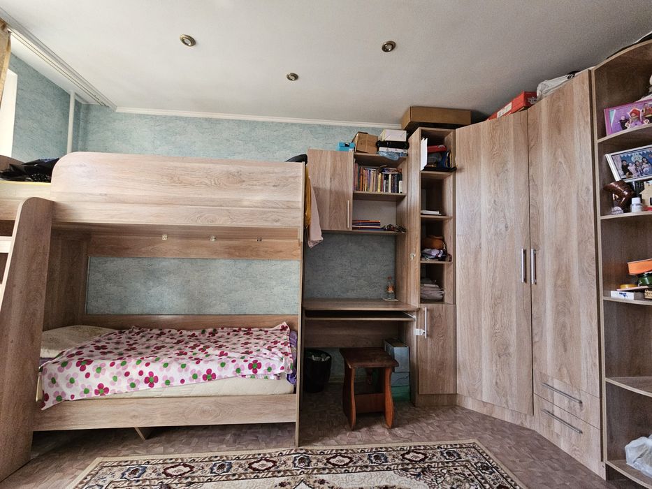 Продам мебель в детскую комнату