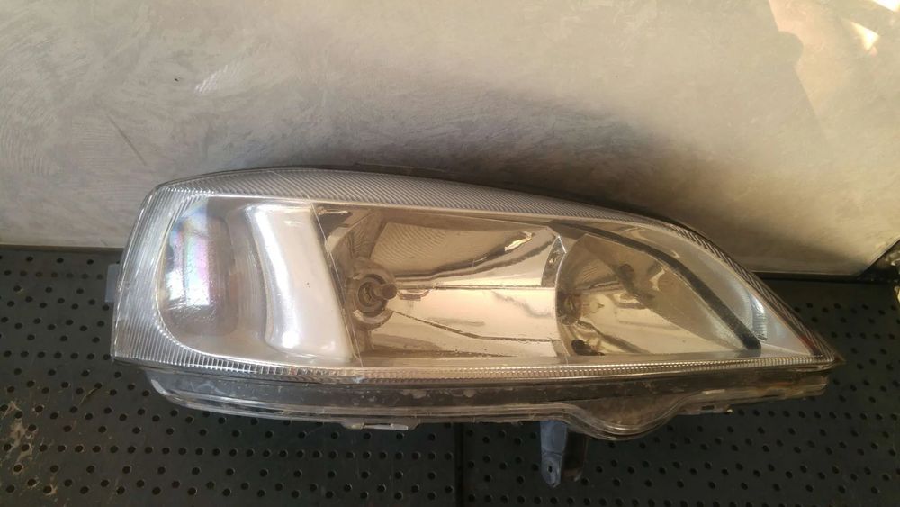 Far dreapta opel astra g 03507281